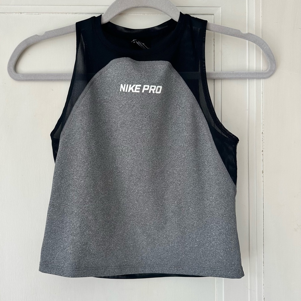 Nike pro crop tank top